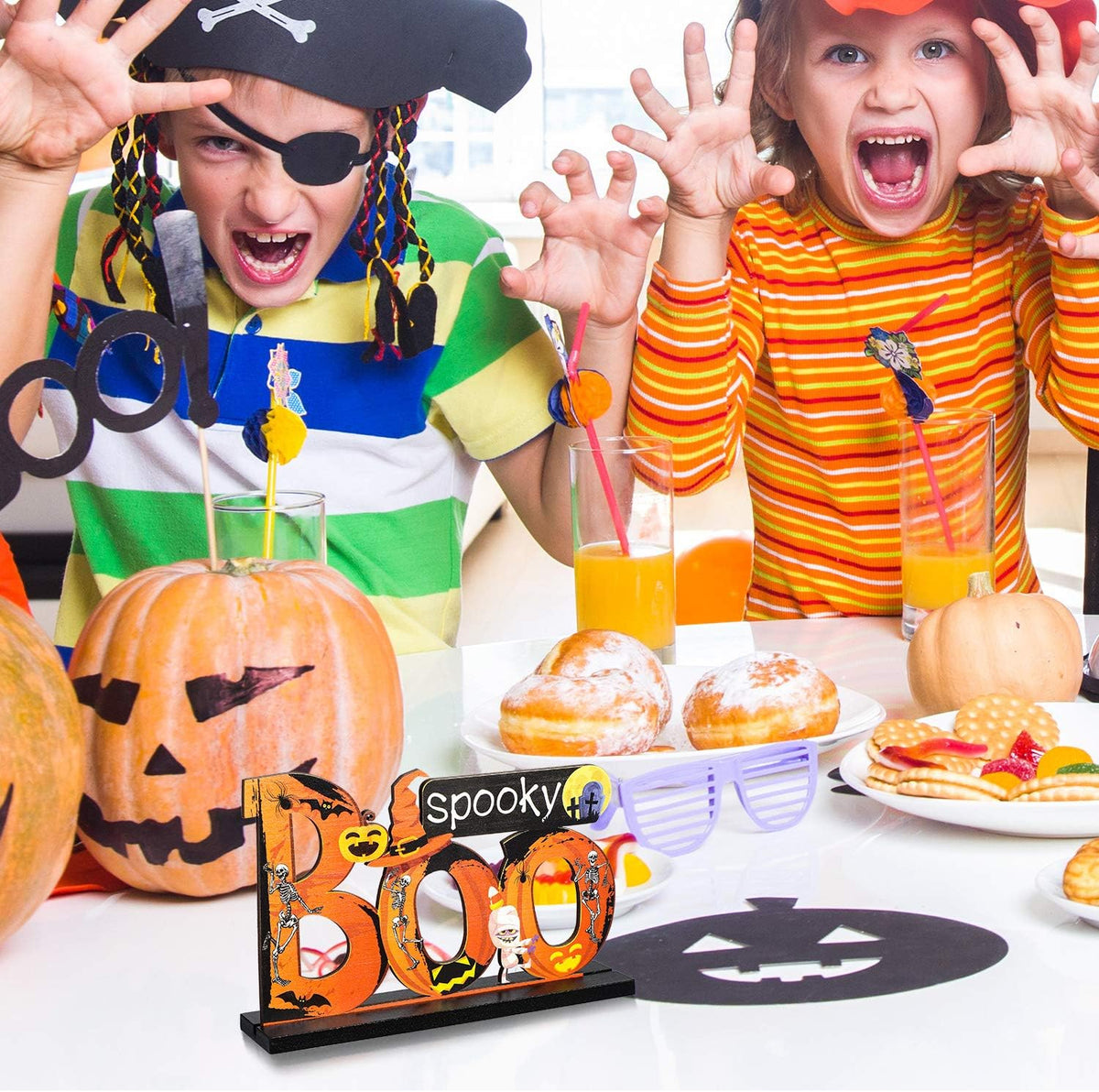 Blulu 3 Wooden Halloween Table Signs: Boo, Treat or Trick 3